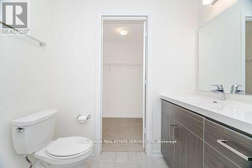 310 - 3028 Creekshore Common, Oakville, ON - Indoor Photo Showing Bathroom