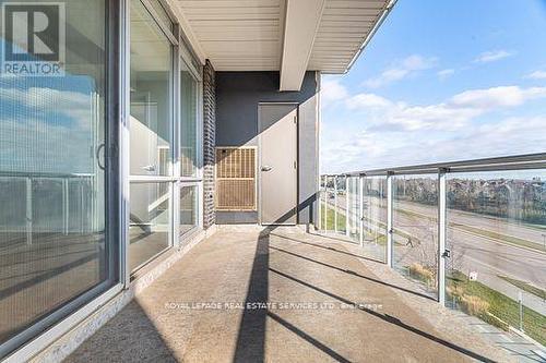 310 - 3028 Creekshore Common, Oakville, ON - Outdoor With Exterior