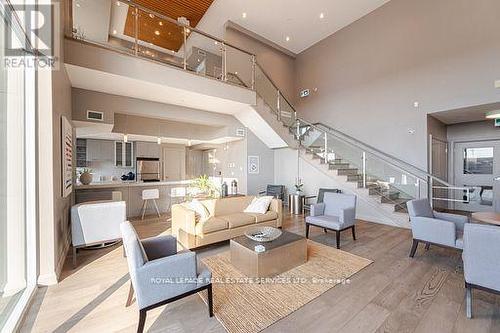 310 - 3028 Creekshore Common, Oakville, ON - Indoor Photo Showing Other Room