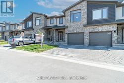 135 - 1960 DALMAGARRY ROAD E  London North, ON N6G 0T8