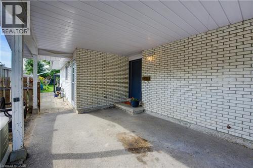 123 Kingswood Drive, Kitchener, ON - Outdoor