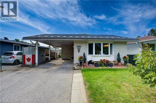 123 Kingswood Drive, Kitchener, ON - Outdoor