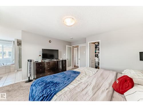 1704 158 St Sw, Edmonton, AB - Indoor Photo Showing Bedroom