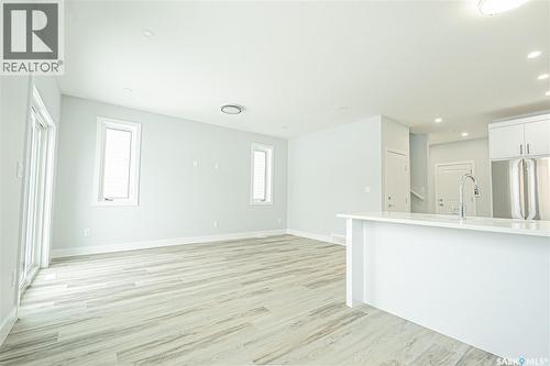 521 Sharma Crescent, Saskatoon, SK - Indoor