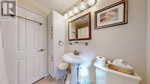 6 Abbottswood Road, Toronto, ON - Indoor Photo Showing Bathroom