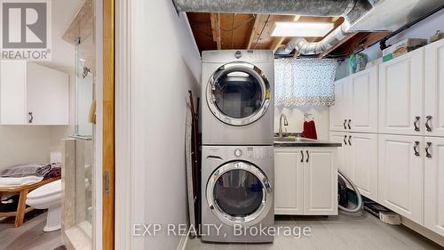 6 Abbottswood Road, Toronto, ON - Indoor Photo Showing Laundry Room