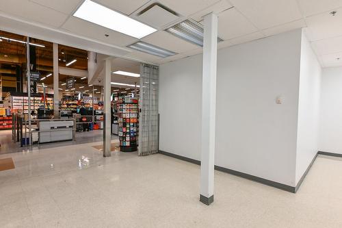 Overall view - 1085 Boul. Roland-Godard, Saint-Jérôme, QC - Indoor