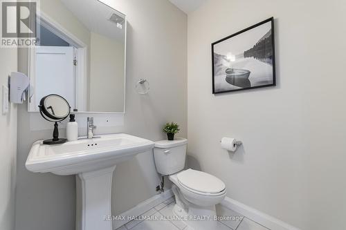 #45 - 1169 Garner Road E, Hamilton, ON - Indoor Photo Showing Bathroom