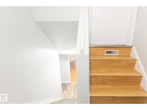 13524 66 St Nw, Edmonton, AB - Indoor Photo Showing Other Room