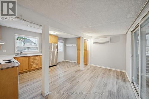 116A High Street, Georgina, ON - Indoor Photo Showing Kitchen