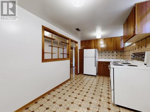 Lower - 26 Starview Drive, Toronto, ON - Indoor Photo Showing Kitchen