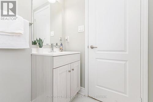 39 Fenchurch Drive, Brampton, ON - Indoor Photo Showing Bathroom