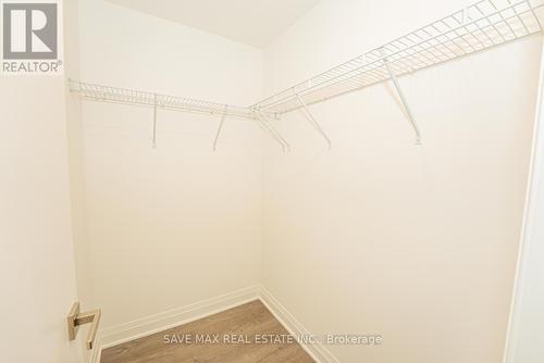 3702 - 4015 The Exchange Street, Mississauga, ON - Indoor With Storage