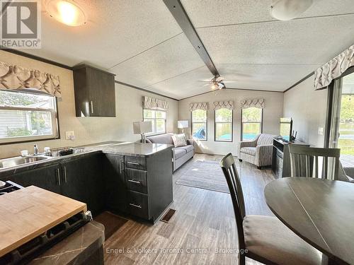 B8 - 7489 Sideroad 5 E, Wellington North, ON - Indoor