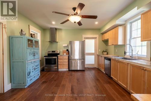 4396 Penetanguishene Road, Springwater, ON - Indoor Photo Showing Kitchen
