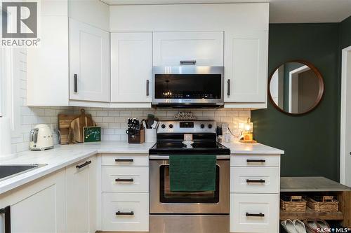 46 Phillips Crescent, Saskatoon, SK - Indoor Photo Showing Kitchen