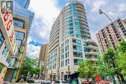 409 - 8 SCOLLARD STREET  Toronto, ON M5R 1M2