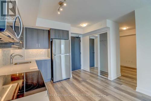 1111 - 1480 Bayly Street, Pickering, ON - Indoor Photo Showing Kitchen