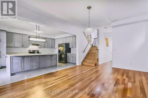 1403 Upper Thames Drive, Woodstock, ON - Indoor Photo Showing Kitchen