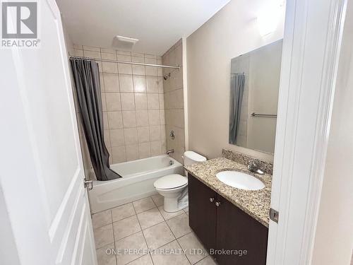 201 - 100 Roger Guindon Avenue, Ottawa, ON - Indoor Photo Showing Bathroom