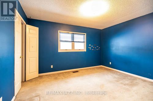 1002 Riverview Crescent, Pickering (Rougemount), ON - Indoor Photo Showing Other Room