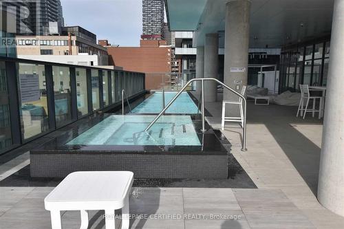 301 - 185 Roehampton Avenue, Toronto, ON 