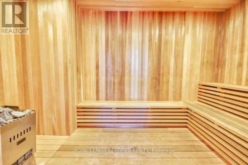 301 - 185 Roehampton Avenue, Toronto, ON 