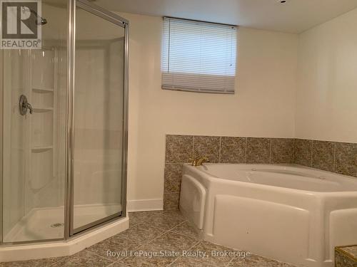 Lower - 72 Southmeadow Crescent, Hamilton (Stoney Creek), ON - Indoor Photo Showing Bathroom