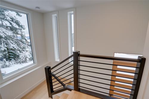 9973 Purcell Drive, Vernon, BC - Indoor Photo Showing Other Room