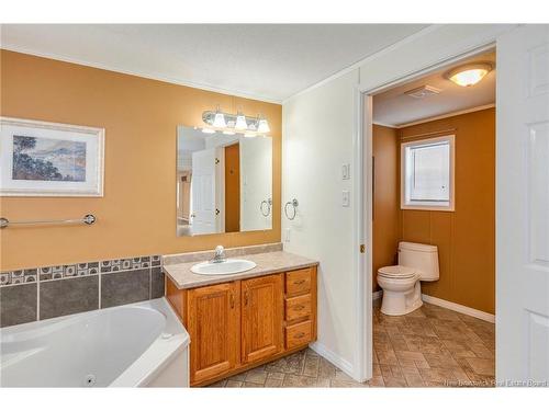 15 Springfield Crt, Riverview, NB 