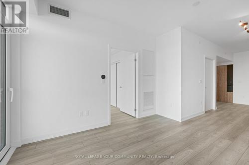 805 - 1007 The Queensway, Toronto, ON - Indoor Photo Showing Other Room