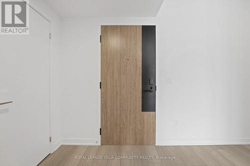 805 - 1007 The Queensway, Toronto, ON - Indoor Photo Showing Other Room
