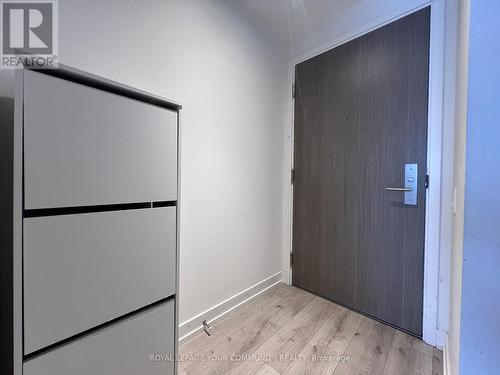 2812 - 161 Roehampton Avenue, Toronto, ON - Indoor Photo Showing Other Room