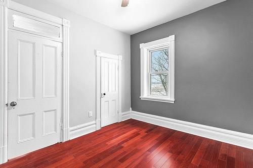 Chambre à coucher - 38 Route 148, Bristol, QC - Indoor Photo Showing Other Room