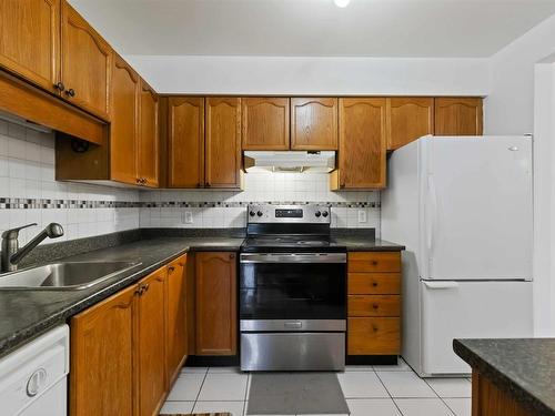 311 93 Kearney Lake Road, Halifax, NS 