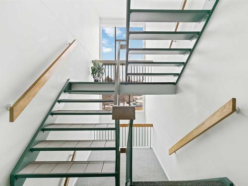 311 93 Kearney Lake Road, Halifax, NS 