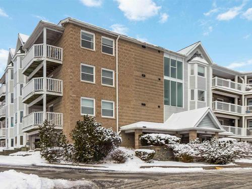 311 93 Kearney Lake Road, Halifax, NS 