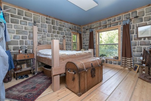 1860 Ashling Rd, Qualicum Beach, BC 