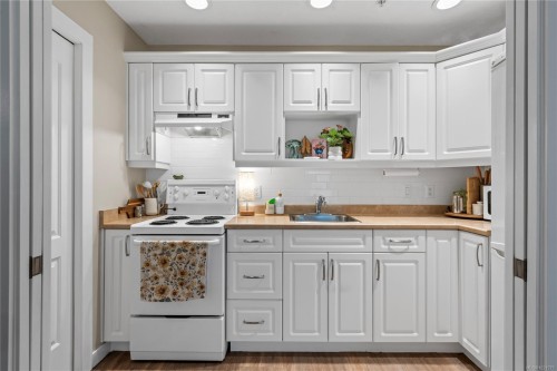 806-261 Mills St, Parksville, BC 