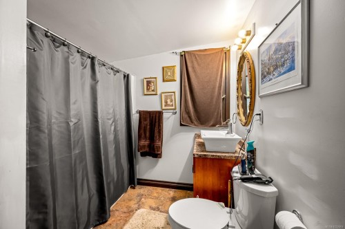 1576 Owen Rd, Comox, BC 