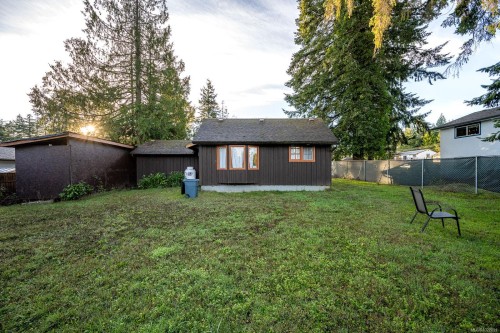 1576 Owen Rd, Comox, BC 