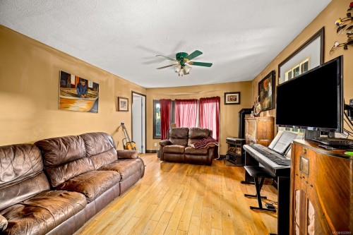 1576 Owen Rd, Comox, BC 