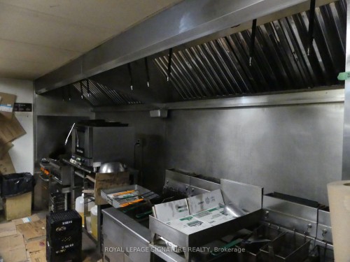 12-17335 Yonge Street, Newmarket, ON 