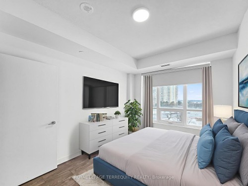 704-225 Malta Avenue, Brampton, ON - Indoor Photo Showing Bedroom