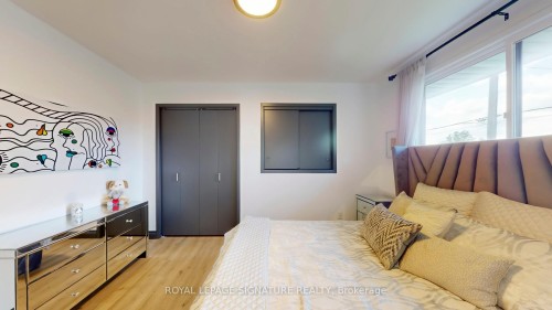 354 Albany Street S, Fort Erie, ON - Indoor Photo Showing Bedroom