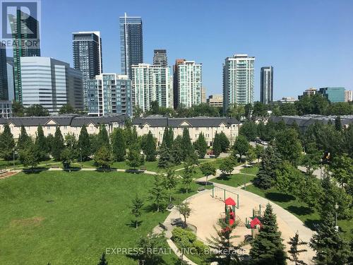 608 - 55 Harrison Garden Boulevard, Toronto, ON - Outdoor