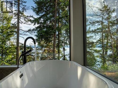 Lot 3 & 4 Sharpes Bay Road, Powell River, BC - 