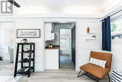 Common Space: separate cabin. - 