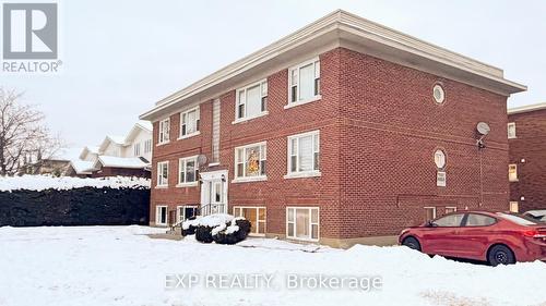 1 - 725 Melbourne Avenue, Ottawa, ON - Outdoor