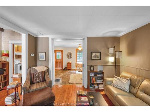 154 Grand Avenue East, Chatham, ON 